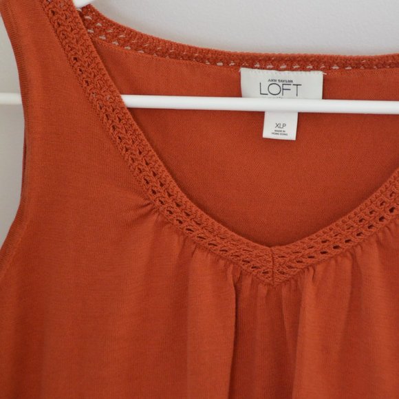 Ann Taylor Loft Knit Tank Top Crocheted Neckline Rust Womens Size XLP - Picture 2 of 11